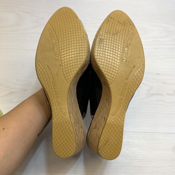 Stuart Weitzman Womens 11M Riveria Sandals Black Patent Leather Slingback Wedge - Picture 7 of 10